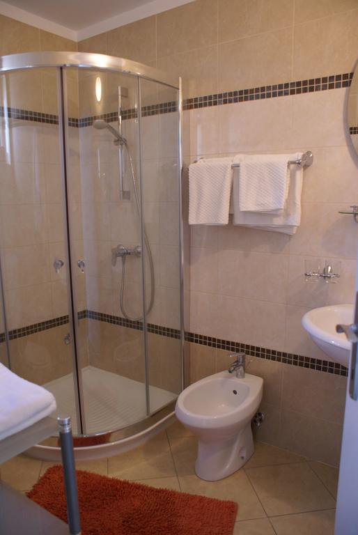 Apartment Adria Sun Porat  Zewnętrze zdjęcie